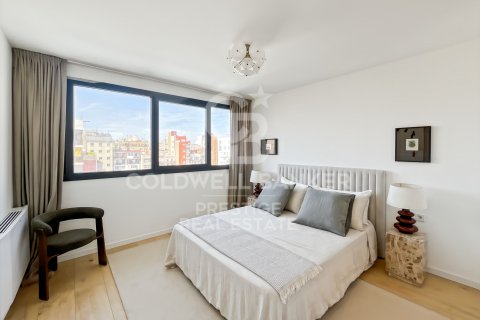 Продажа пентхауса в Барселона, Испания 2 спальни, 122м2 №160299 - фото 18
