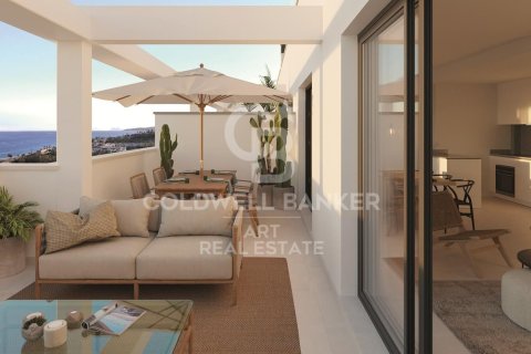 Apartment à vendre à Estepona, Malaga, Espagne, 2 chambres, 95 m2 No. 179159 - photo 2