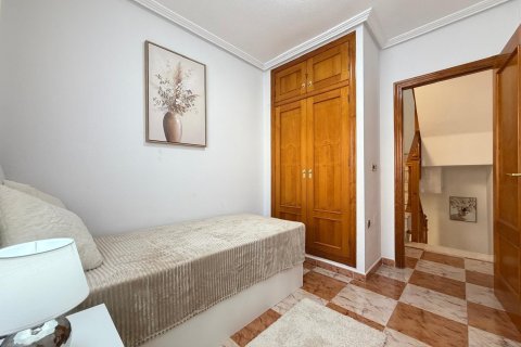 Townhouse zum Verkauf in Villamartin, Alicante, Spanien 2 Schlafzimmer, 82 m2 Nr. 160662 - Foto 24