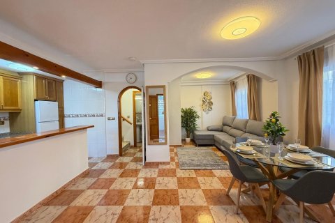 Townhouse zum Verkauf in Villamartin, Alicante, Spanien 2 Schlafzimmer, 82 m2 Nr. 160662 - Foto 9