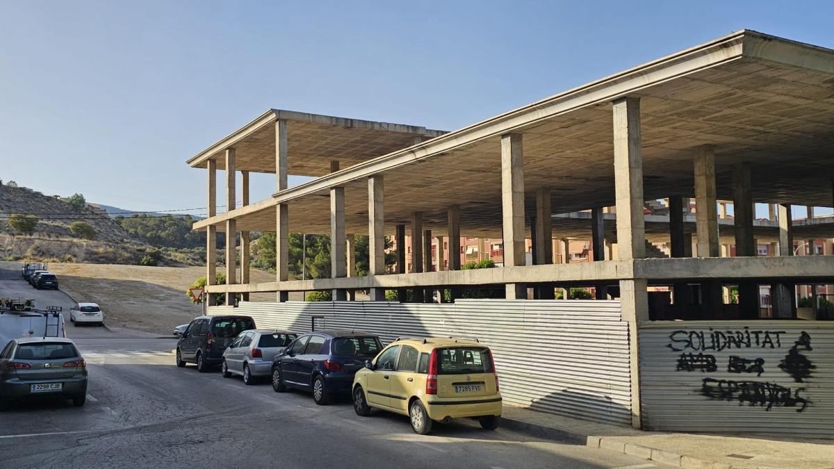 Liikekiinteistö Petrer, Alicante, Espanja 1200 m2 No. 148901
