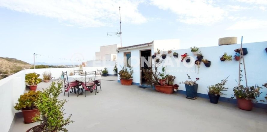 Penthouse w Guardamar del Segura, Alicante, Hiszpania 3 sypialnie, 123 mkw. nr 148907