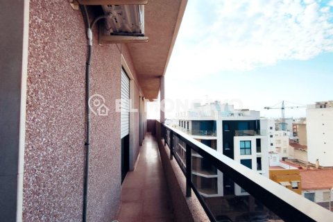 Penthouse w Guardamar del Segura, Alicante, Hiszpania 3 sypialnie, 123 mkw. nr 148907 – zdjęcie 2