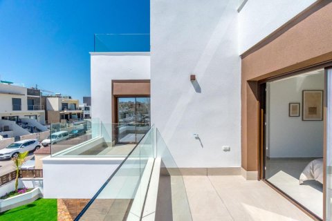 House for sale in Benijofar, Alicante, Spain 3 bedrooms, 193 sq.m. No. 148906 - photo 28