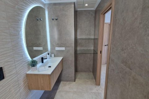 Villa for sale in Pilar de la Horadada, Alicante, Spain 3 bedrooms, 127 sq.m. No. 148903 - photo 24