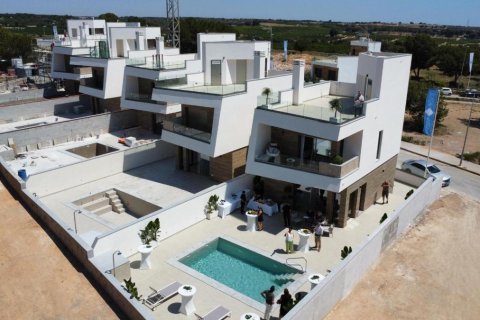 Вилла в Пилар де ла Орадада, Аликанте, Испания 3 спальни, 127м2 №148903