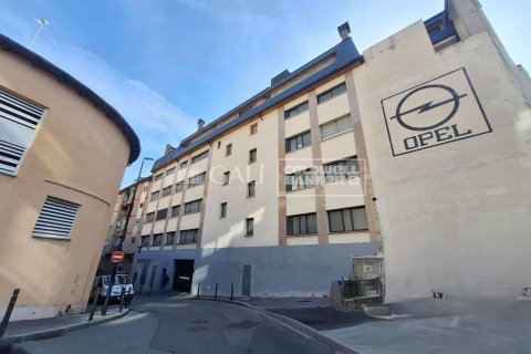 Gewerbeimmobilien zur Miete in Principado De Andorra (Ninguna Poblacion Tiene C.P.), Lleida, Spanien 7623 m2 Nr. 160510 - Foto 3