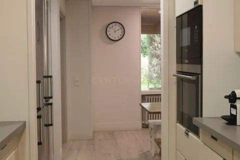 House for sale in Barcelona, Spain 5 bedrooms, 678 sq.m. No. 167126 - photo 19