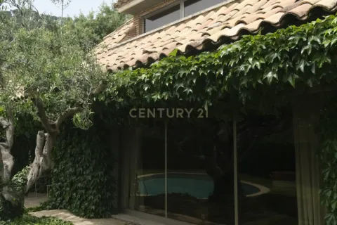House for sale in Barcelona, Spain 5 bedrooms, 678 sq.m. No. 167126 - photo 30