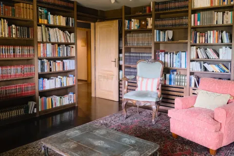 House for sale in Barcelona, Spain 5 bedrooms, 678 sq.m. No. 167126 - photo 11