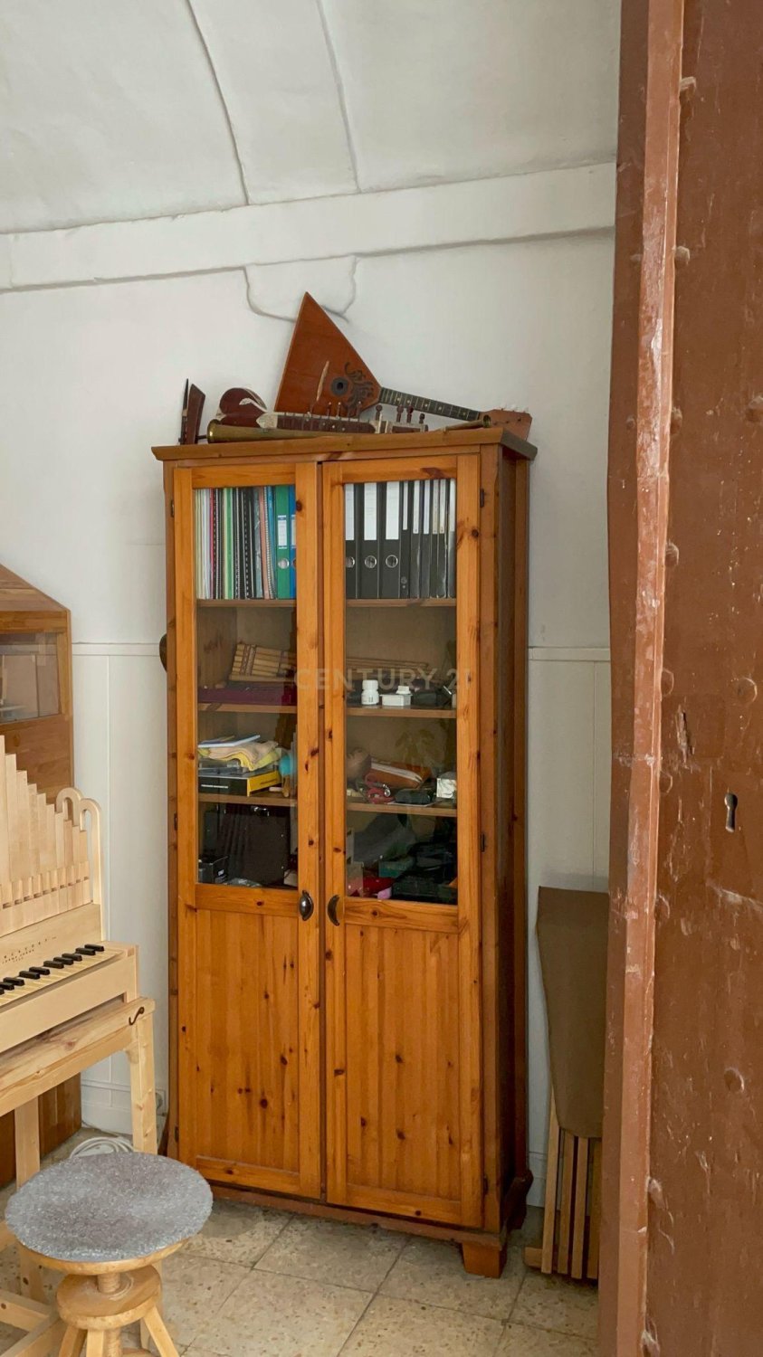 Hus i Sant Feliu de Llobregat, Barcelona, Spanien 4 sovrum, 200 kvm. Nr. 167124