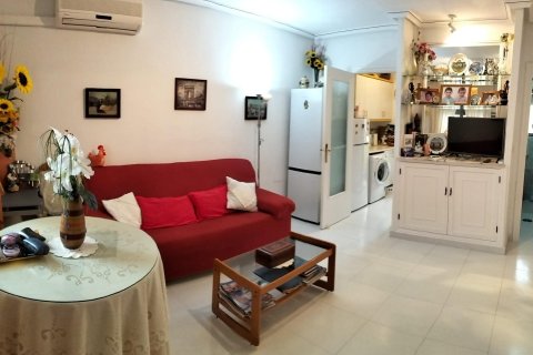 Bungalow zum Verkauf in Torrevieja, Alicante, Spanien 2 Schlafzimmer, 50 m2 Nr. 195967 - Foto 2