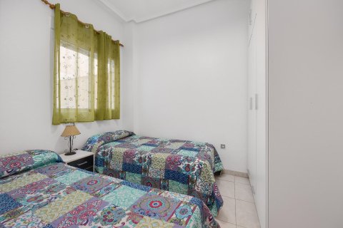 Apartment for sale in Torrevieja, Alicante, Spain 2 bedrooms, 65 sq.m. No. 195966 - photo 4