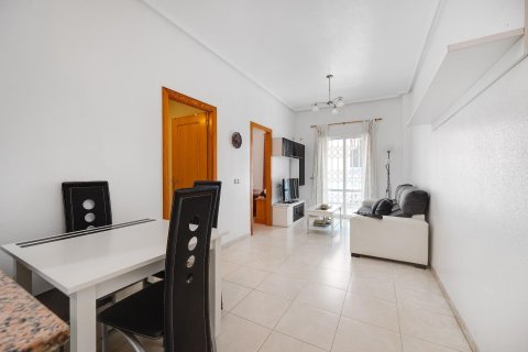 Apartment for sale in Torrevieja, Alicante, Spain 2 bedrooms, 65 sq.m. No. 195966 - photo 6
