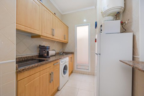 Apartment for sale in Torrevieja, Alicante, Spain 2 bedrooms, 65 sq.m. No. 195966 - photo 5