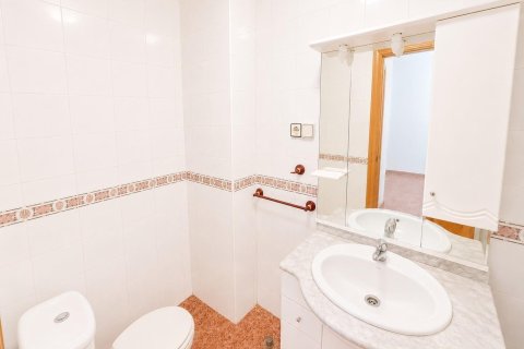 Appartamento in vendita a Torrevieja, Alicante, Spagna 3 camere da letto, 70 mq. N° 195968 - foto 13