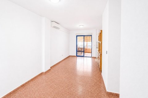 Appartamento in vendita a Torrevieja, Alicante, Spagna 3 camere da letto, 70 mq. N° 195968 - foto 3