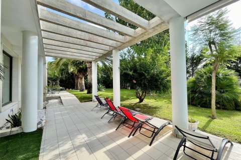 Villa zum Verkauf in Alicante, Spanien 5 Schlafzimmer, 700 m2 Nr. 181184 - Foto 3