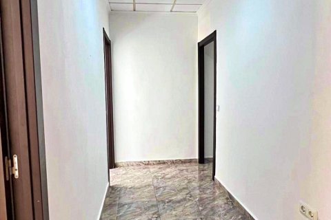 Apartment for sale in Alicante, Spain 3 bedrooms, 94 sq.m. No. 184631 - photo 2