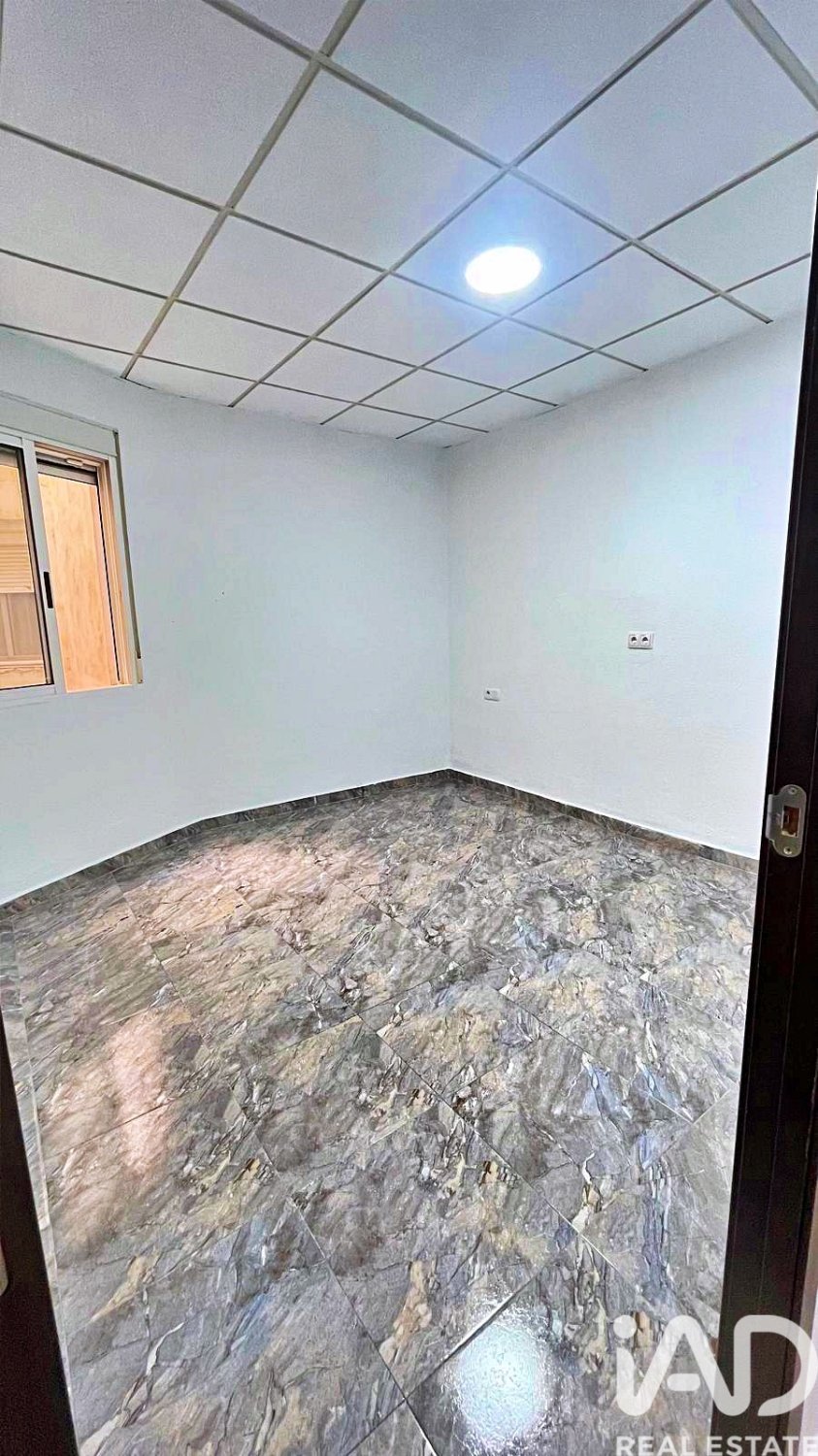 Apartment in Alicante, Spain 3 bedrooms, 94 sq.m. No. 184631
