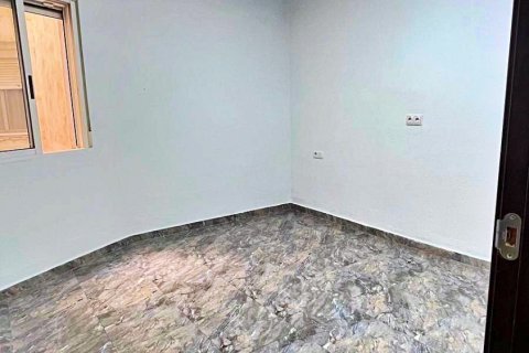 Apartment for sale in Alicante, Spain 3 bedrooms, 94 sq.m. No. 184631 - photo 11