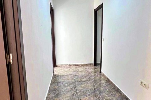 Apartment for sale in Alicante, Spain 3 bedrooms, 94 sq.m. No. 184631 - photo 5