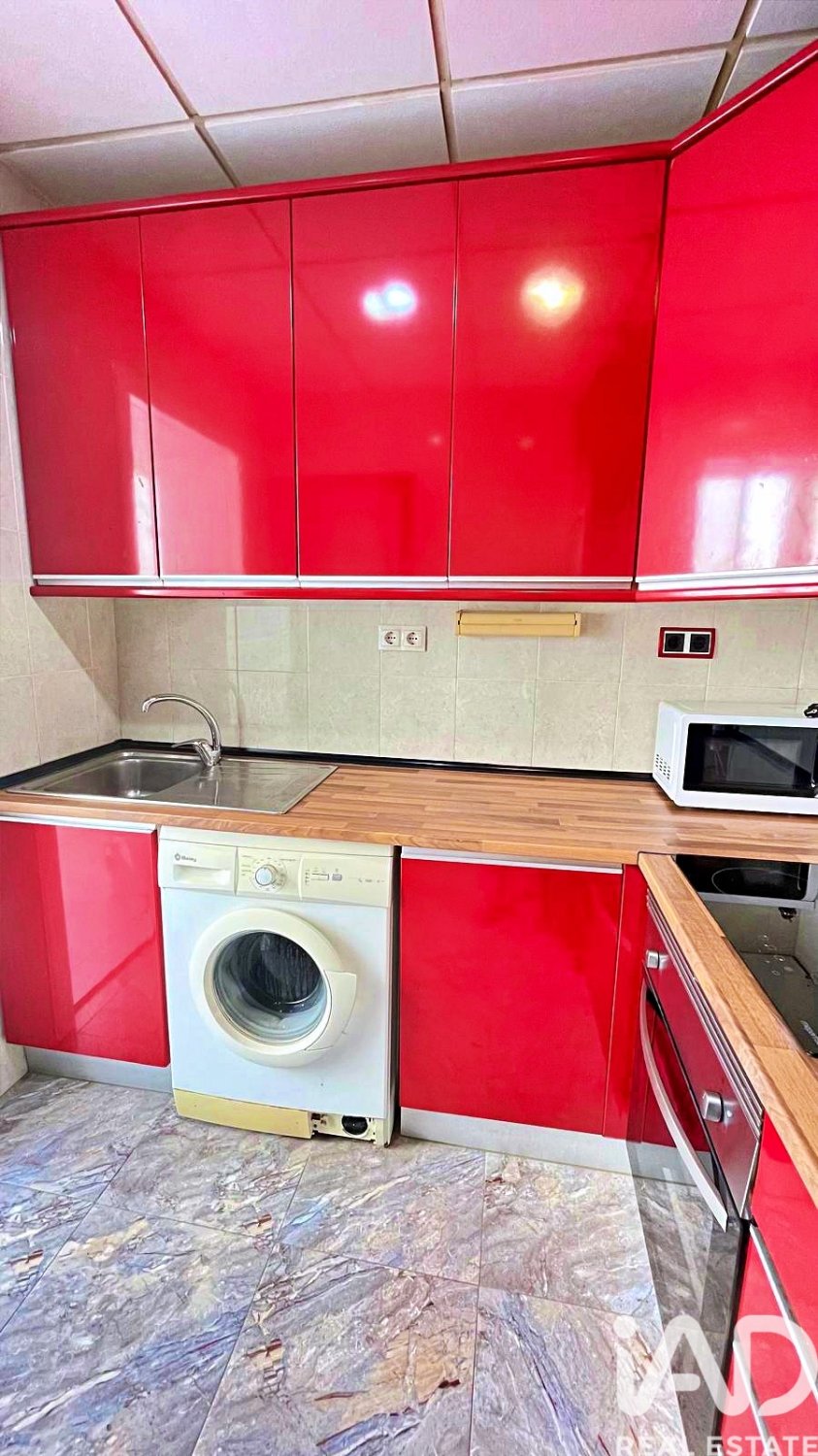 Apartment in Alicante, Spain 3 bedrooms, 94 sq.m. No. 184631