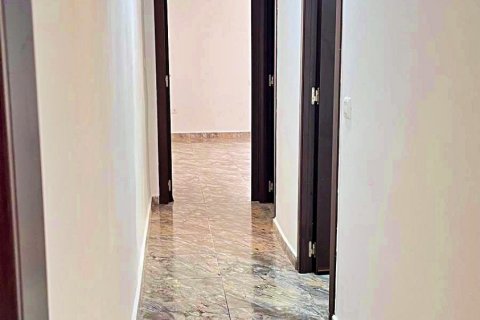 Apartment for sale in Alicante, Spain 3 bedrooms, 94 sq.m. No. 184631 - photo 9
