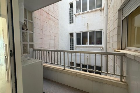 Apartamento en venta en Torrevieja, Alicante, España 4 dormitorios, 116 m2 No. 165913 - foto 10
