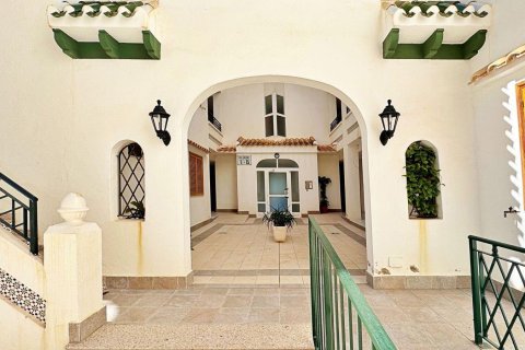 Huoneisto myytävänä Torrevieja, Alicante, Espanja, 1 makuuhuone, 44.99 m2 No. 165914 - kuva 7