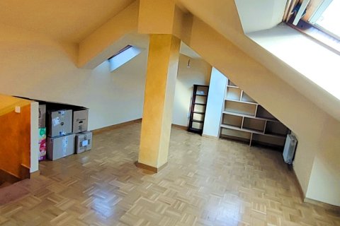 Dom w San Andres del Rabanedo, Leon, Hiszpania 3 sypialnie, 158 mkw. nr 152702 – zdjęcie 28