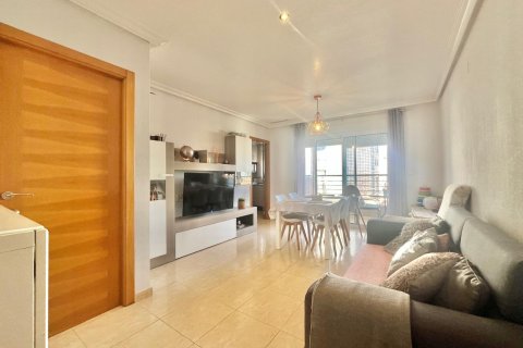 Apartament w Torrevieja, Alicante, Hiszpania 3 sypialnie, 86 mkw. nr 144200 – zdjęcie 1