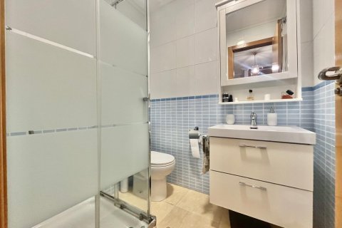 Apartament w Torrevieja, Alicante, Hiszpania 3 sypialnie, 86 mkw. nr 144200 – zdjęcie 11