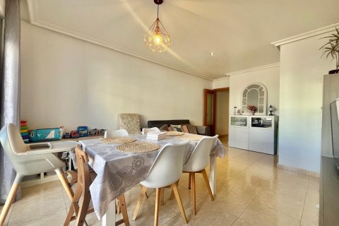 Apartament w Torrevieja, Alicante, Hiszpania 3 sypialnie, 86 mkw. nr 144200 – zdjęcie 3