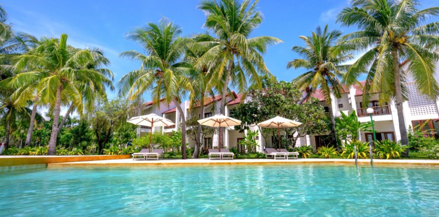 Commercial property Puerto Del Rosario, Fuerteventura, Spain 250 bedrooms, 18000 sq.m. No. 111004