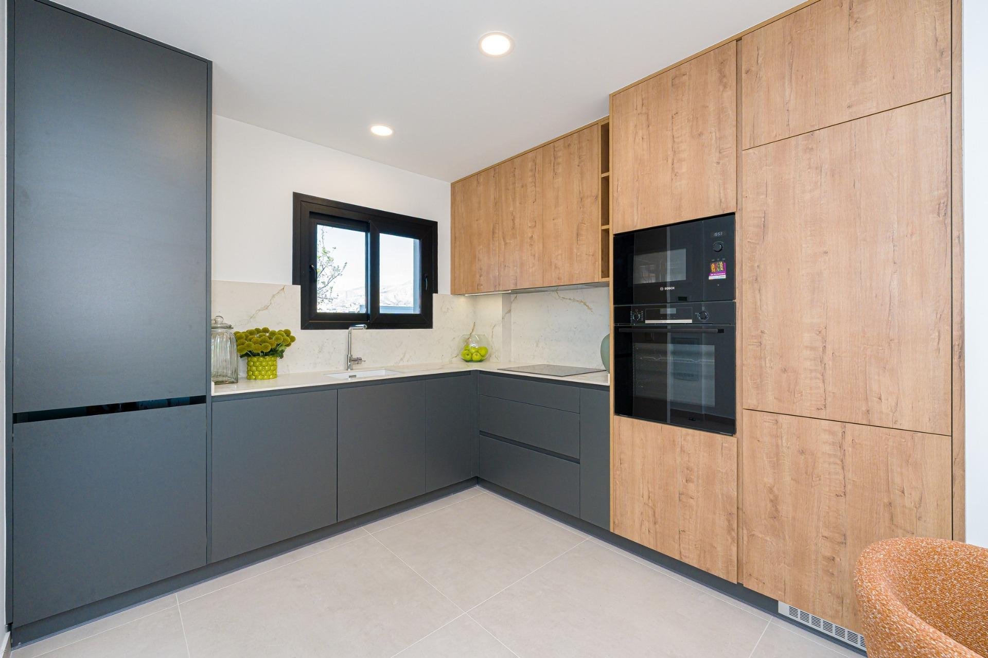 Apartament w Benidorm, Alicante, Hiszpania 2 sypialnie, 85 mkw. nr 141597
