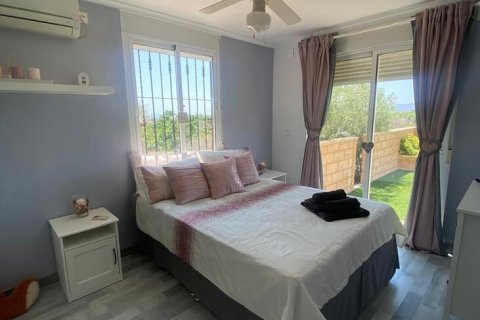 Villa à vendre à Albatera, Alicante, Espagne, 5 chambres, 197 m2 No. 147322 - photo 16