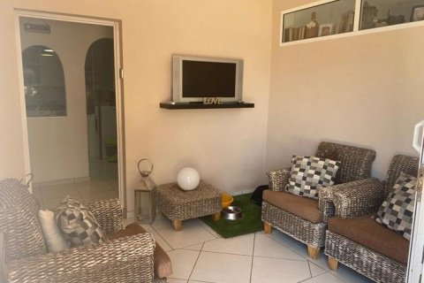 Villa à vendre à Albatera, Alicante, Espagne, 5 chambres, 197 m2 No. 147322 - photo 8