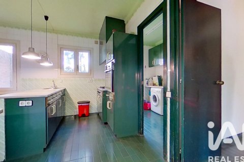 Продажа дома в Таррагона, Испания 9 спален, 429м2 №152407 - фото 17