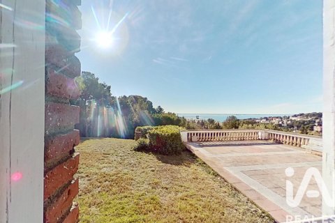 Продажа дома в Таррагона, Испания 9 спален, 429м2 №152407 - фото 27