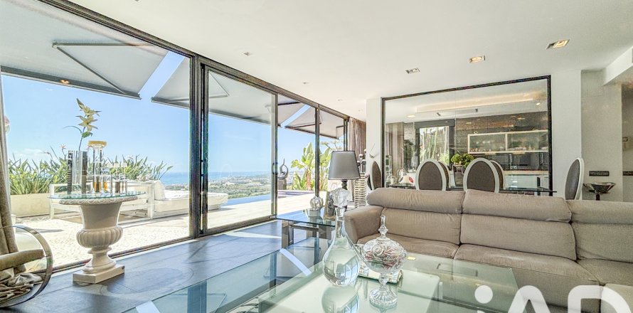 Dom w Sitges, Barcelona, Hiszpania 4 sypialnie, 326 mkw. nr 152409