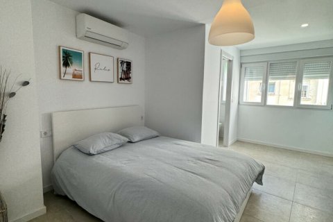 Lägenhet till salu i Valencia, Spanien 3 sovrum, 86 kvm. Nr. 154151 - foto 8