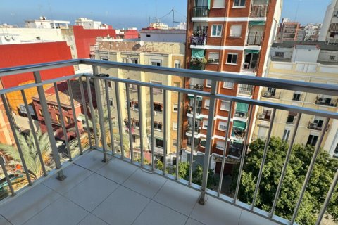 Lägenhet till salu i Valencia, Spanien 3 sovrum, 86 kvm. Nr. 154151 - foto 5