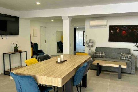 Huoneisto myytävänä Valencia, Espanja, 3 makuuhuonetta, 116 m2 No. 154152 - kuva 2