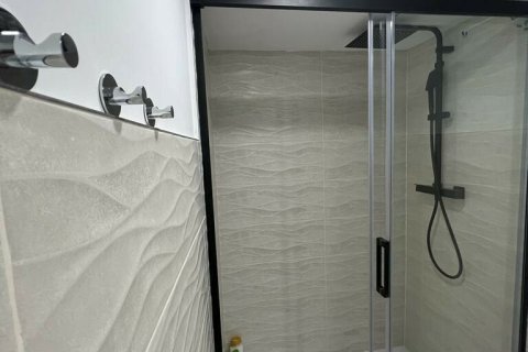 Huoneisto myytävänä Valencia, Espanja, 3 makuuhuonetta, 116 m2 No. 154152 - kuva 13