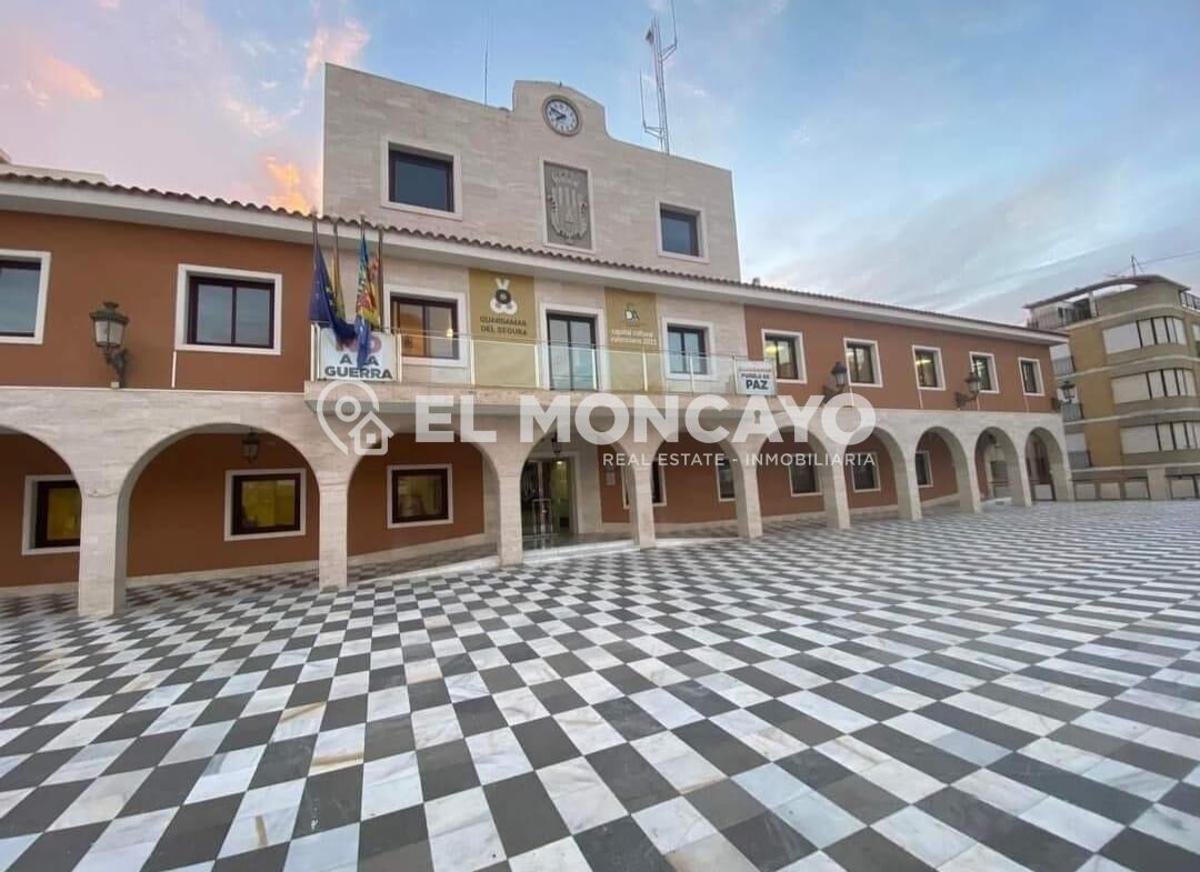 Propiedad comercial en Guardamar del Segura, Alicante, España 4 dormitorios, 52 m2 No. 183772