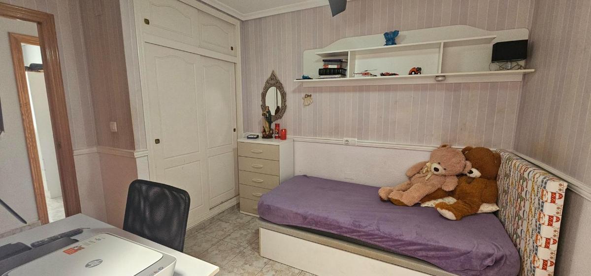 Apartamento en Guardamar del Segura, Alicante, España 2 dormitorios, 68 m2 No. 183774