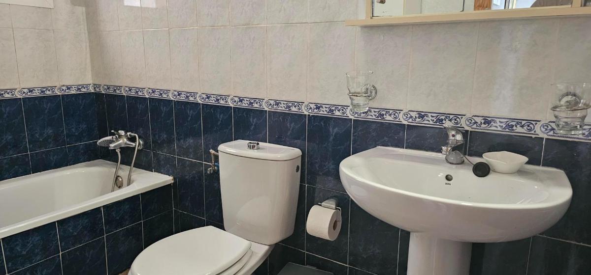 Apartamento en Guardamar del Segura, Alicante, España 2 dormitorios, 68 m2 No. 183774