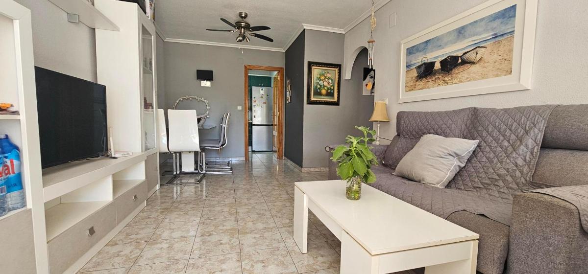 Apartamento en Guardamar del Segura, Alicante, España 2 dormitorios, 68 m2 No. 183774