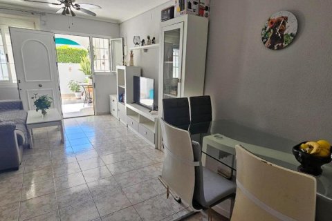 Wohnung zum Verkauf in Guardamar del Segura, Alicante, Spanien 2 Schlafzimmer, 68 m2 Nr. 183774 - Foto 3